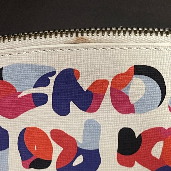 Fendi Roma Pouch with COA - Picture 3 of 6